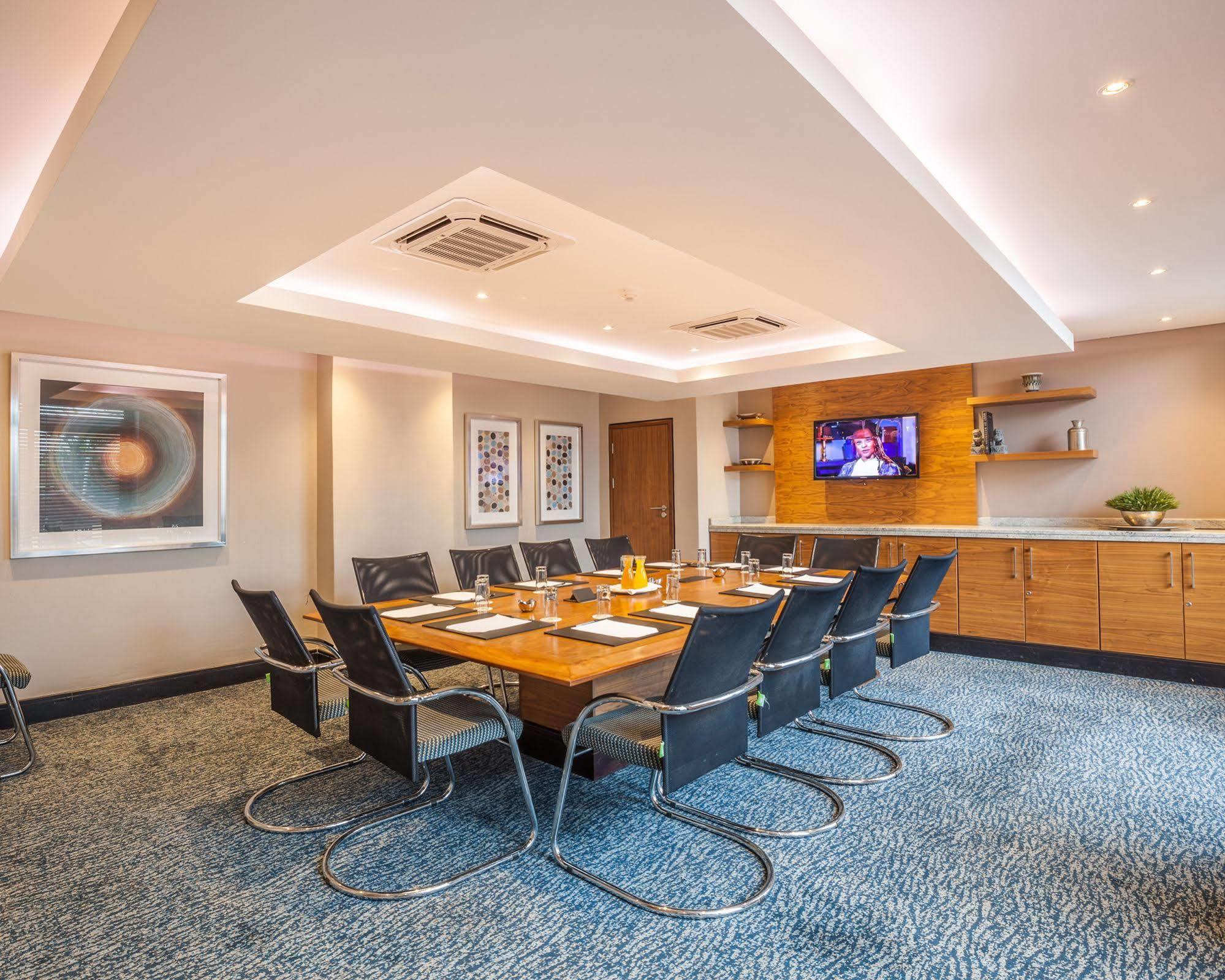 Town Lodge Gaborone Ngoại thất bức ảnh
